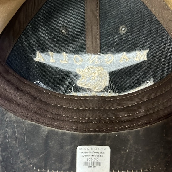 Magnolia Farms Hat Distressed Saddle. From the Silos Waco Texas - Picture 8 of 8